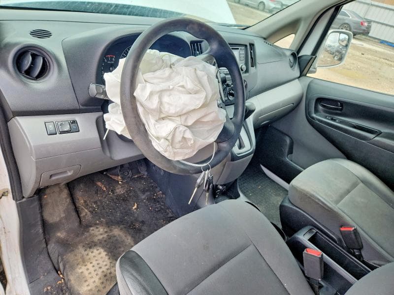2019 NISSAN NV200 SV SV 8