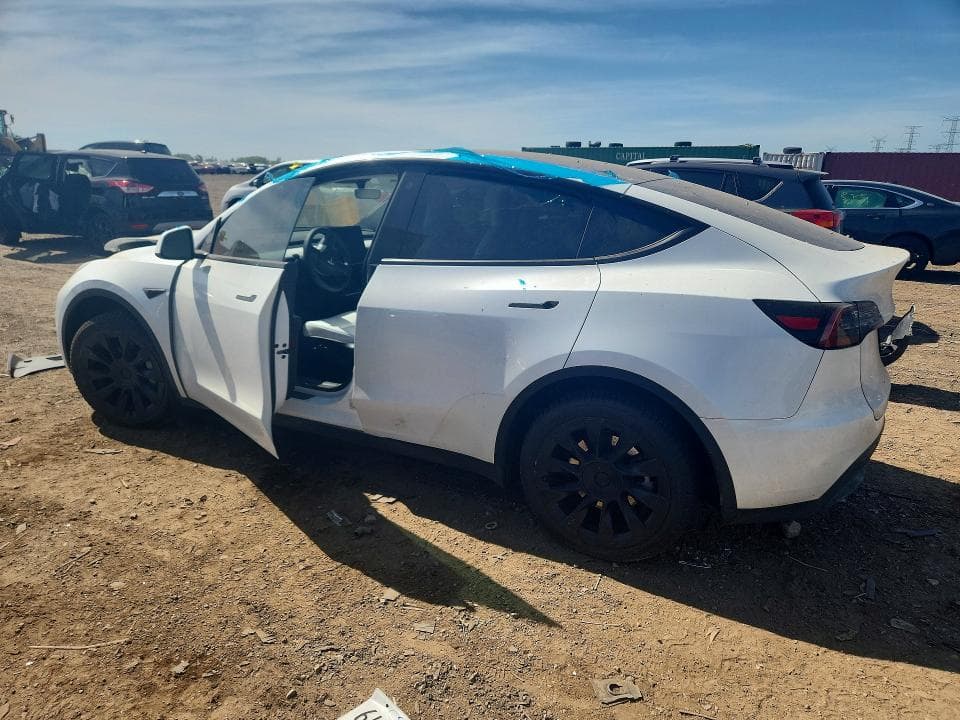 2023 TESLA MODEL Y 2