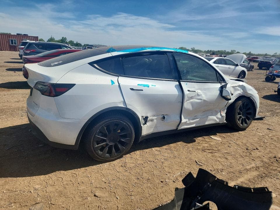 2023 TESLA MODEL Y 3