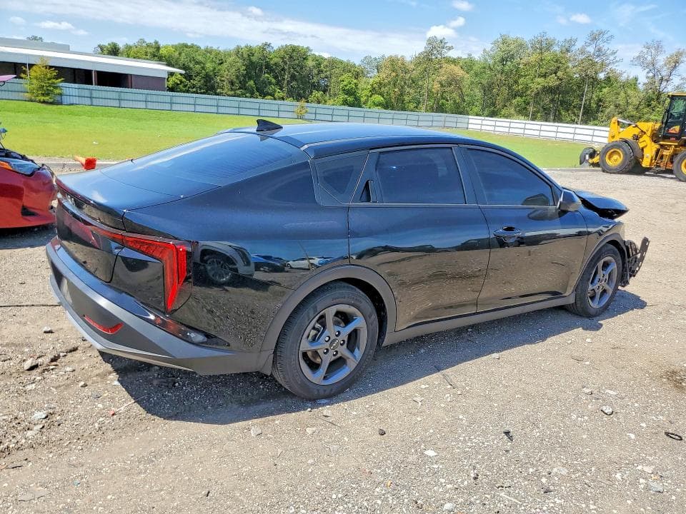 2025 KIA K4 LXS 3