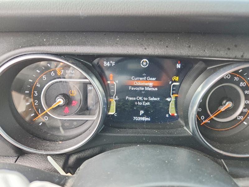 2020 JEEP WRANGLER UNLIMITED SAHARA 9