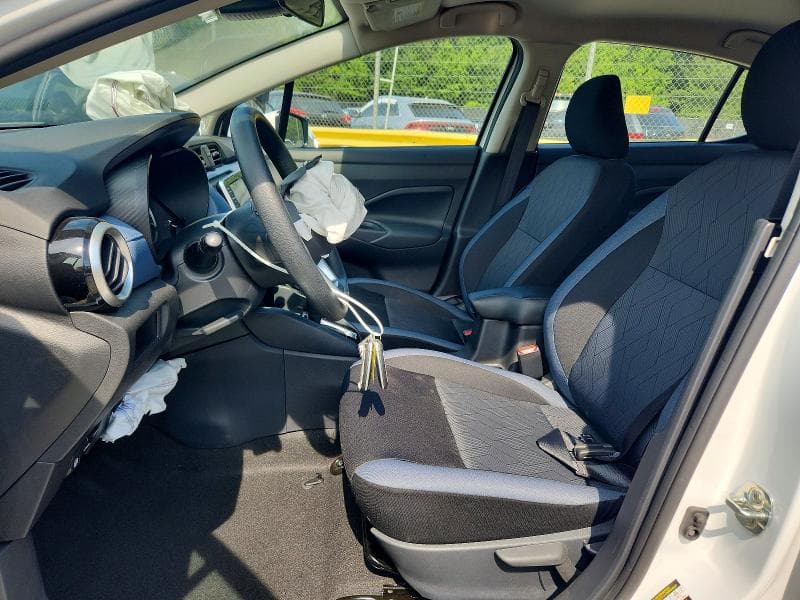2025 NISSAN VERSA SV SV 7