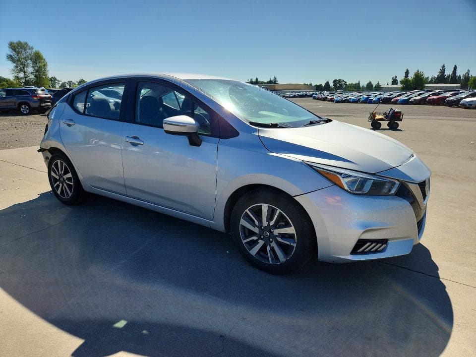 2020 NISSAN VERSA SV SV 4