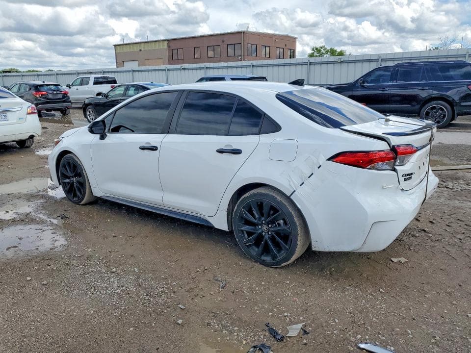 2021 TOYOTA COROLLA SE NIGHTSHADE EDITION 2