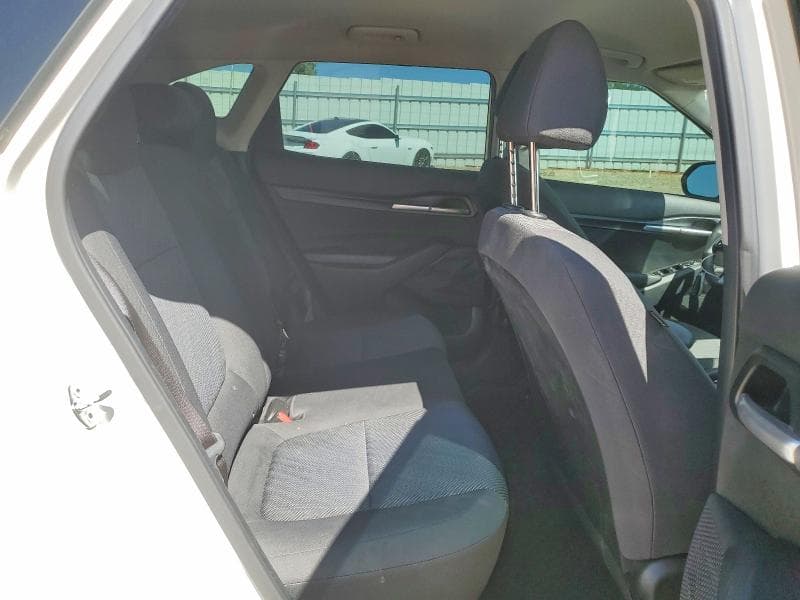 2022 KIA SELTOS LX 11
