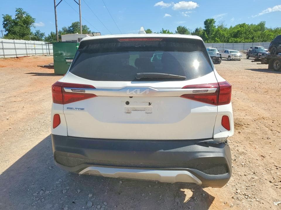 2022 KIA SELTOS LX 6