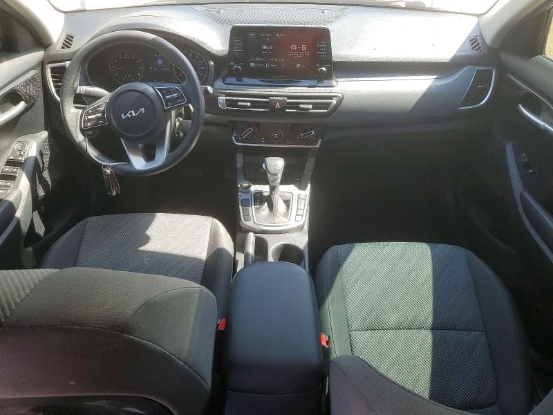 2022 KIA SELTOS LX 8