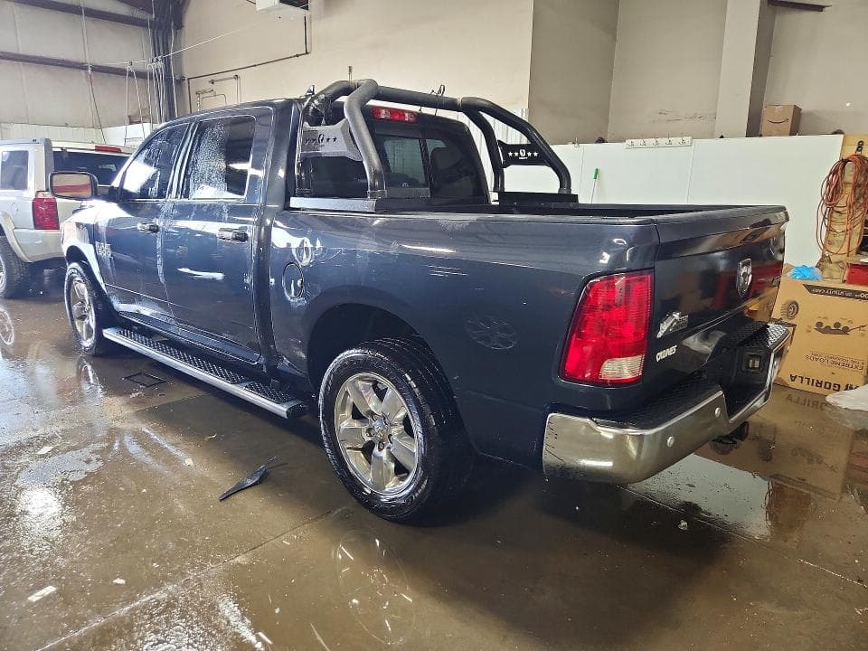 2017 RAM 1500 SLT 2