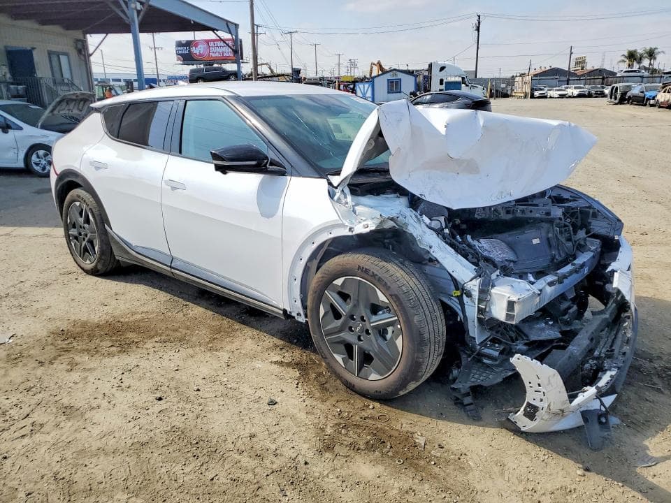 2025 KIA EV6 WIND 4