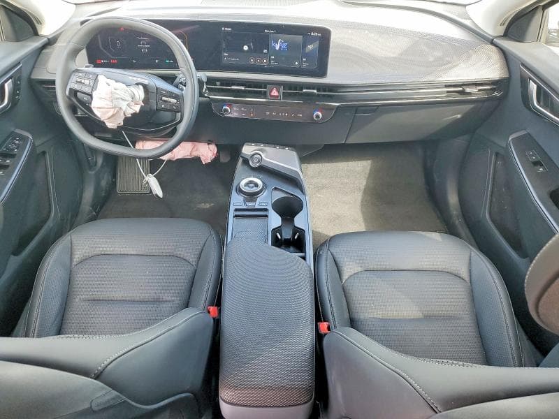 2025 KIA EV6 WIND 8