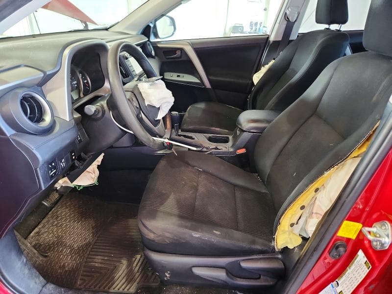 2016 TOYOTA RAV4 LE 7