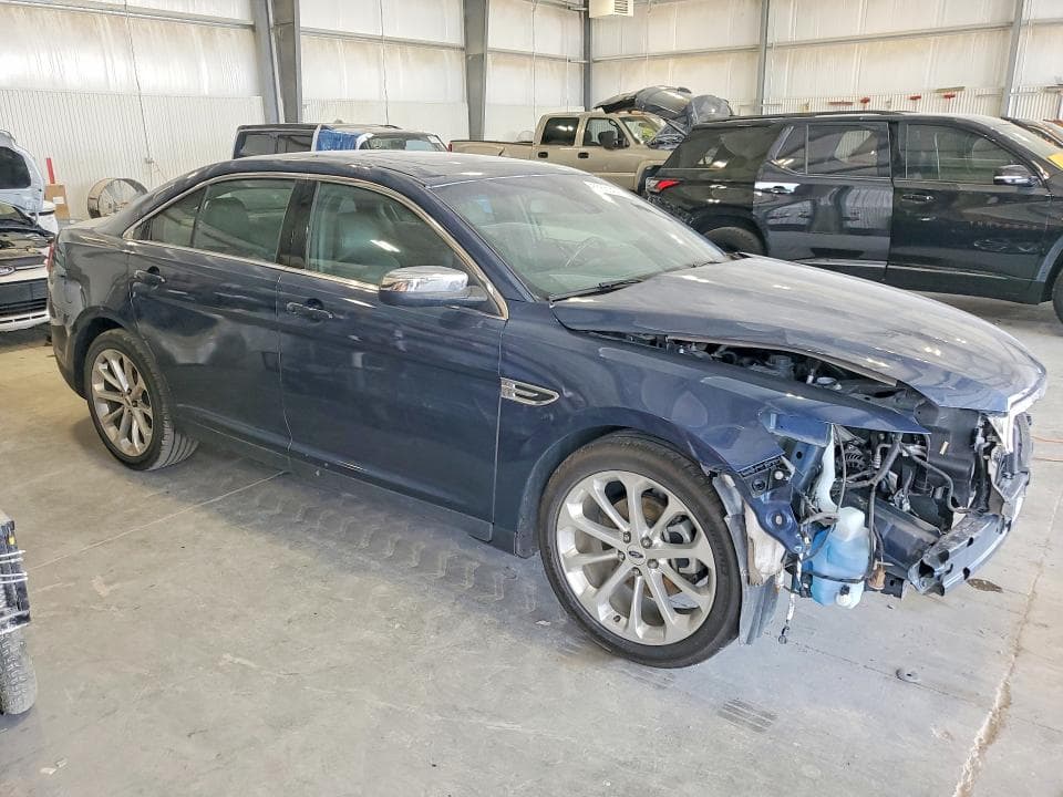 2017 FORD TAURUS LIMITED 4