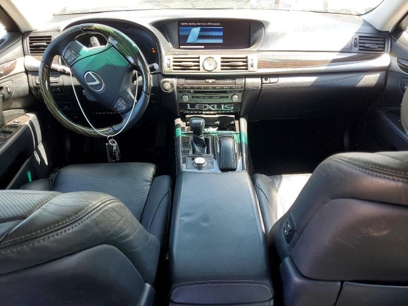 2017 LEXUS LS 460 9
