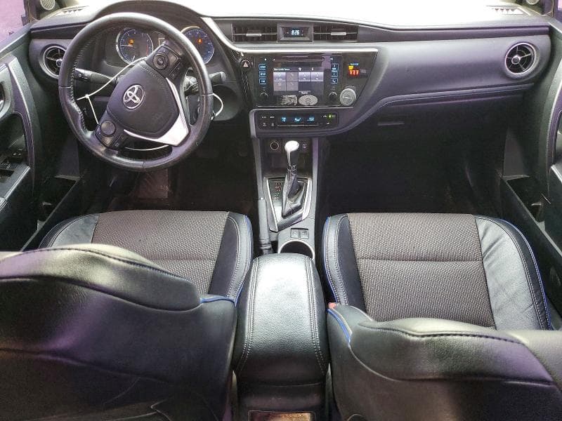 2019 TOYOTA COROLLA SE 8
