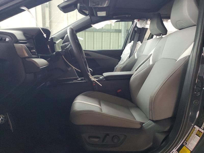 2025 TOYOTA CAMRY SE 7