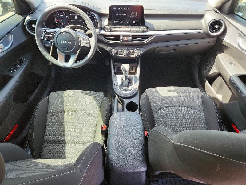 2023 KIA FORTE FE 8