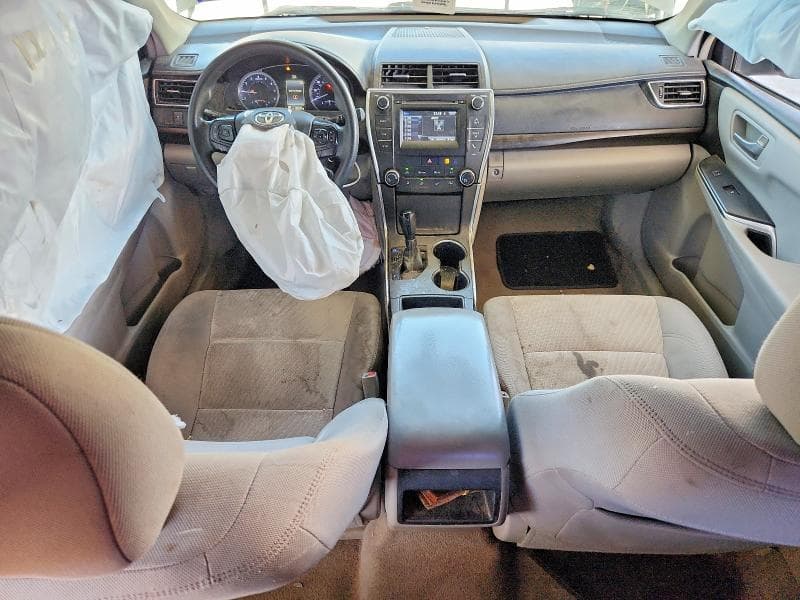 2017 TOYOTA CAMRY LE 8