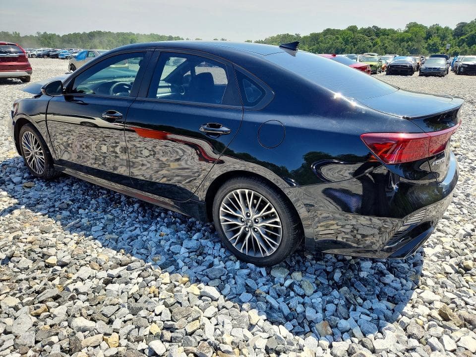 2024 KIA FORTE GT LINE 2
