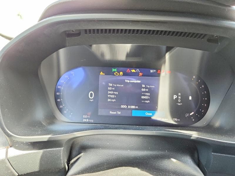 2025 VOLVO XC40 ULTRA 9