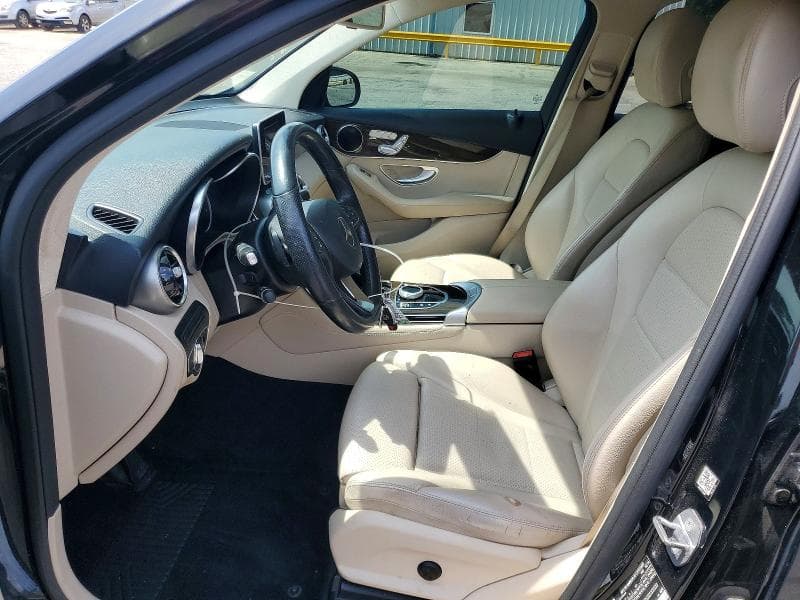 2019 MERCEDES-BENZ GLC 300 300 7