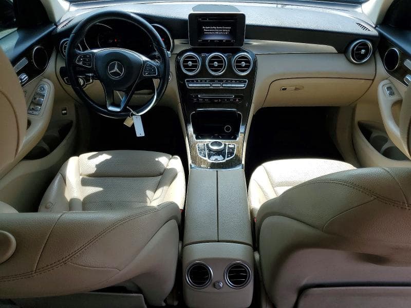 2019 MERCEDES-BENZ GLC 300 300 8