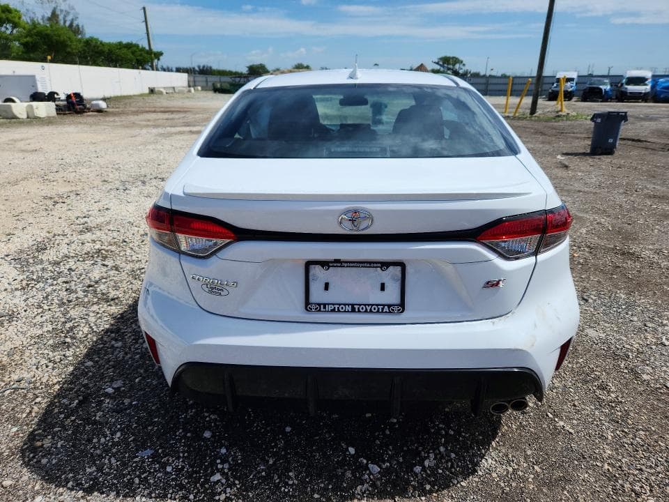 2026 TOYOTA COROLLA SE 6