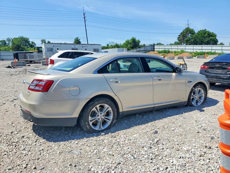 2017 FORD TAURUS SEL 3