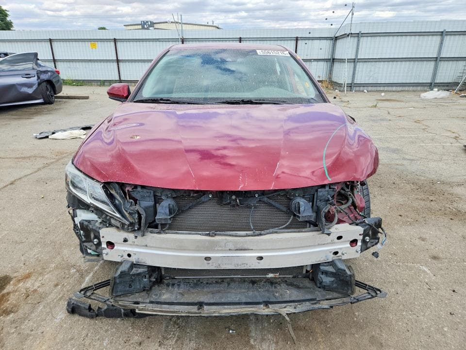 2019 TOYOTA CAMRY LE 5