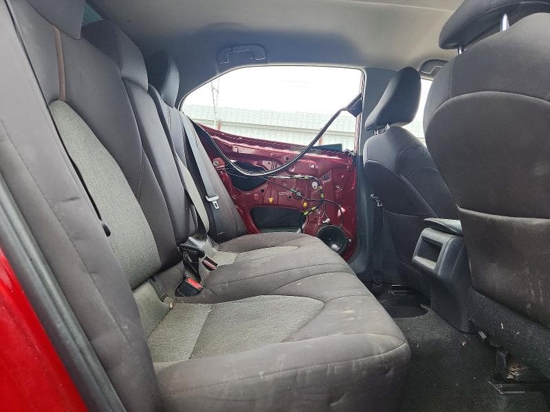 2019 TOYOTA CAMRY LE 10