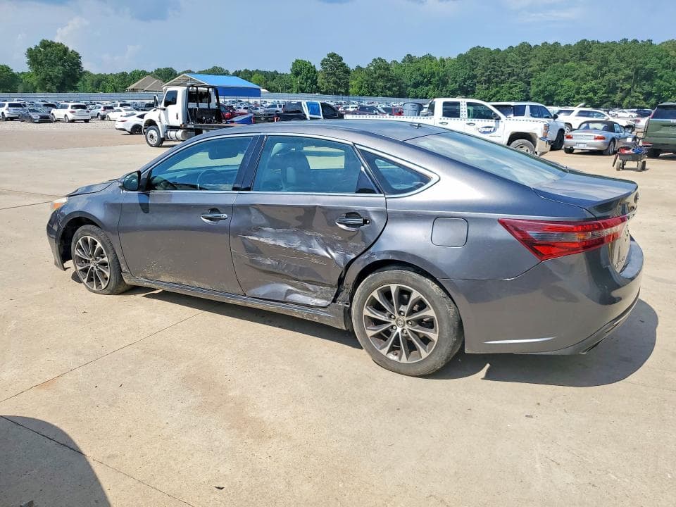 2018 TOYOTA AVALON XLE XLE 2