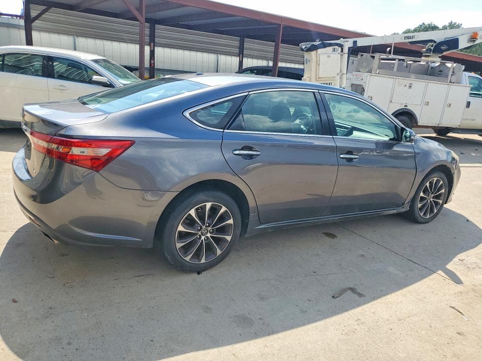 2018 TOYOTA AVALON XLE XLE 3