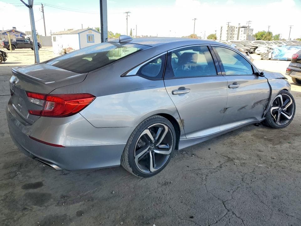 2018 HONDA ACCORD SPORT 3