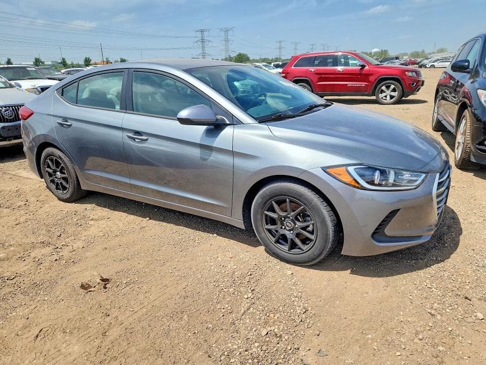 2017 HYUNDAI ELANTRA SE 4