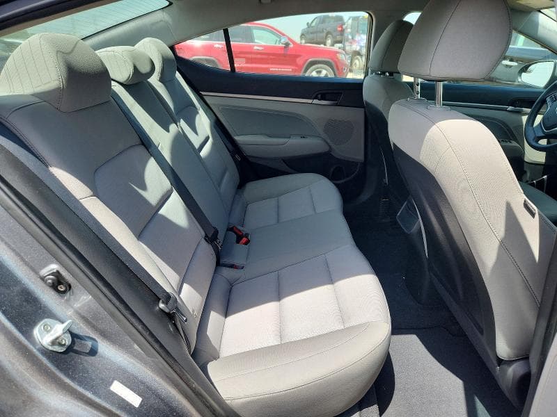 2017 HYUNDAI ELANTRA SE 10
