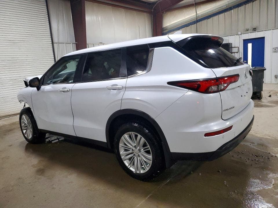 2024 MITSUBISHI OUTLANDER ES 2