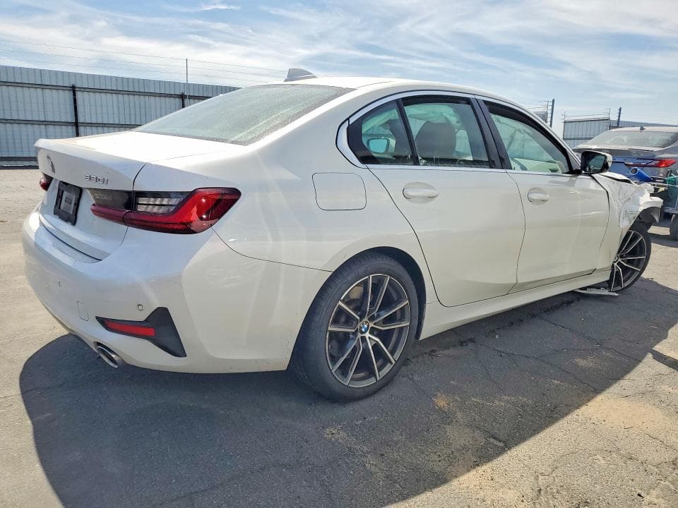 2022 BMW 330I 3