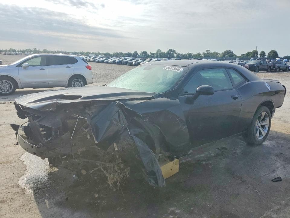 2018 DODGE CHALLENGER SXT SXT 2