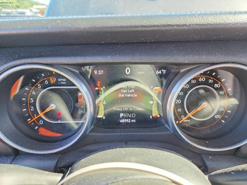 2018 JEEP WRANGLER UNLIMITED SAHARA 9