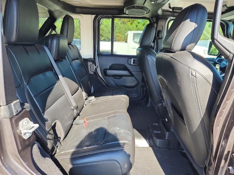2018 JEEP WRANGLER UNLIMITED SAHARA 10