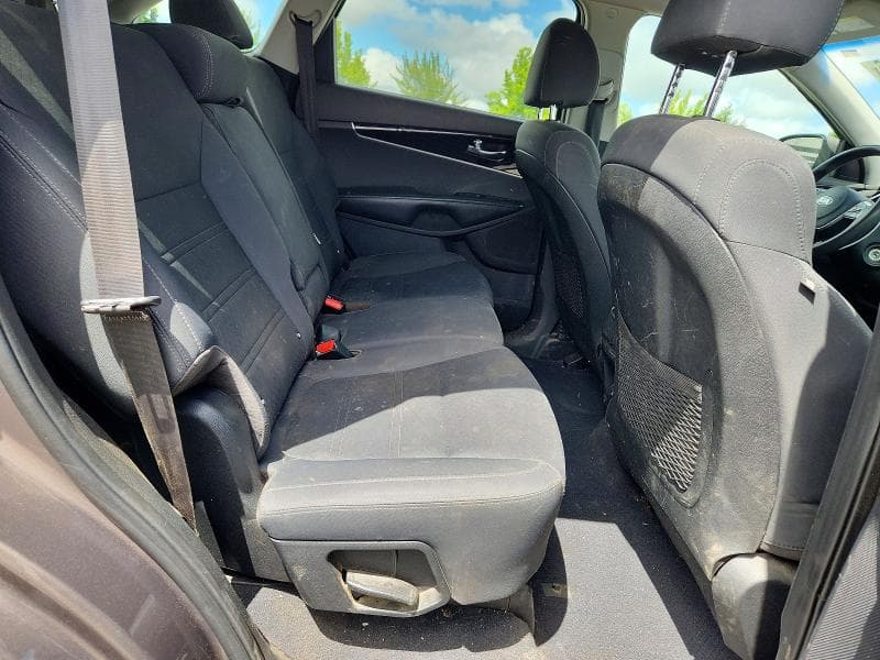 2019 KIA SORENTO LX V6 LX V6 11