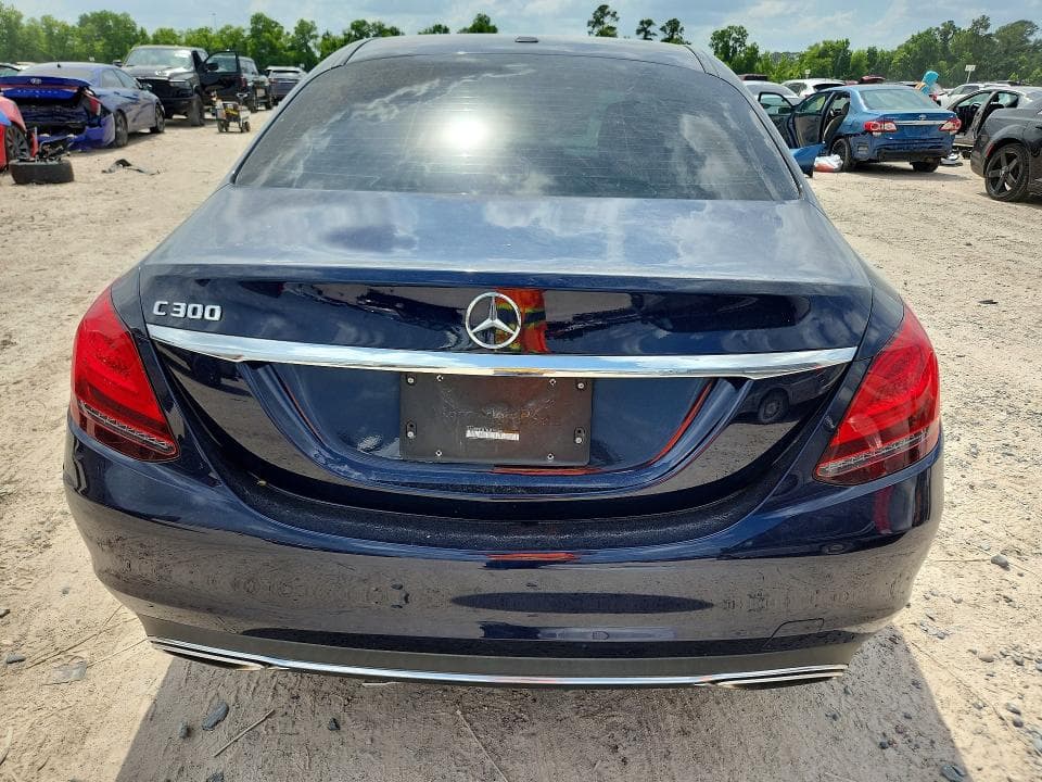 2019 MERCEDES-BENZ C 300 6