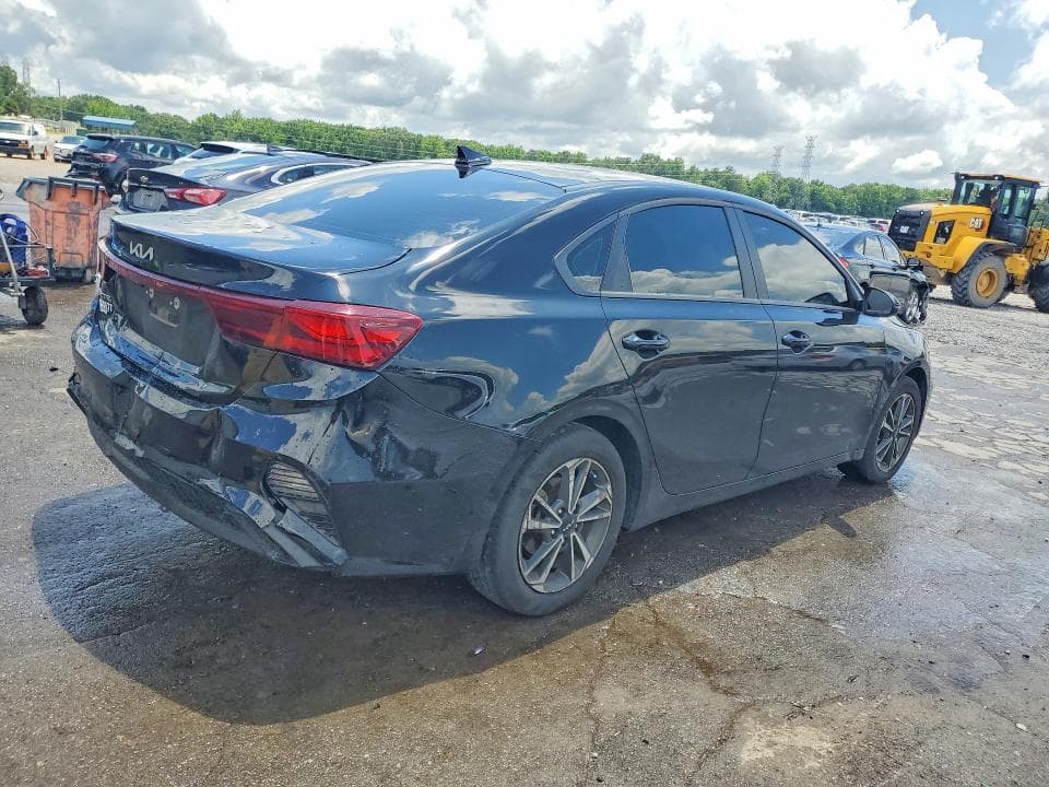 2024 KIA FORTE LXS 3