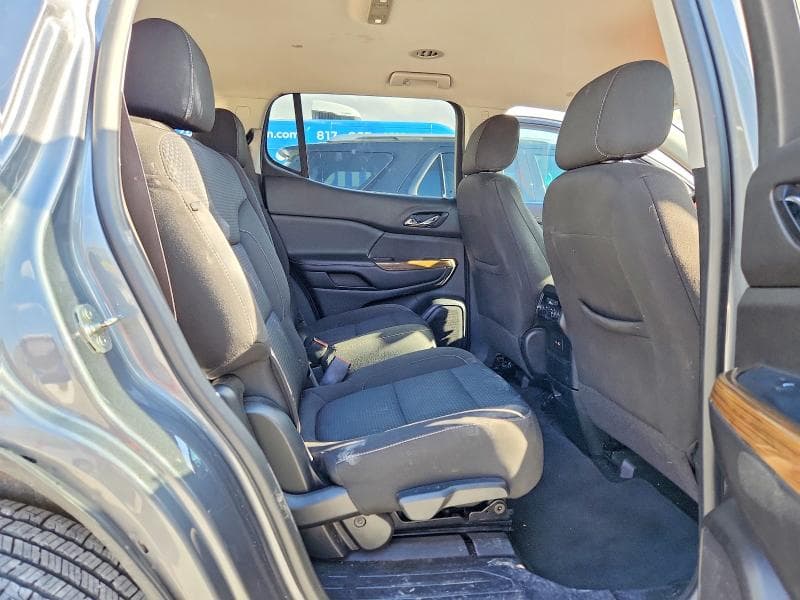 2021 GMC ACADIA SLE 11