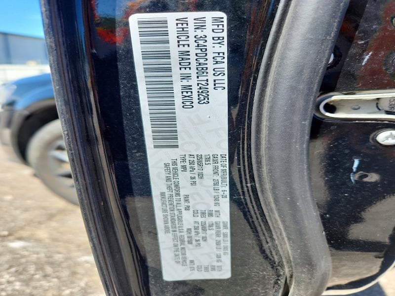 2020 DODGE JOURNEY SE 13