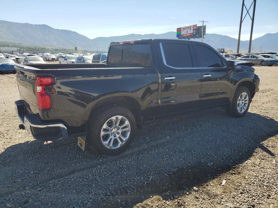 2023 CHEVROLET SILVERADO 3