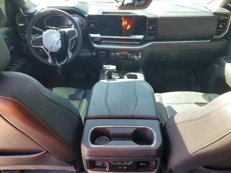 2023 CHEVROLET SILVERADO 8