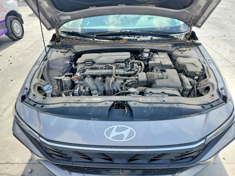2024 HYUNDAI ELANTRA SE 11