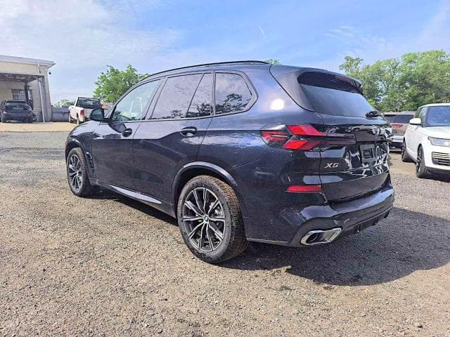 2026 BMW X5 XDRIVE50E 2