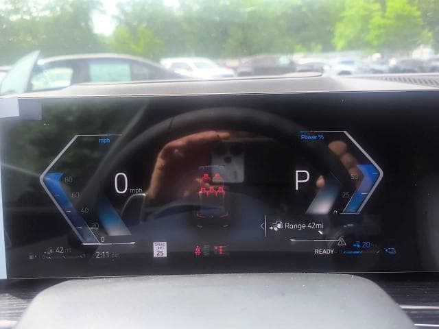 2026 BMW X5 XDRIVE50E 8
