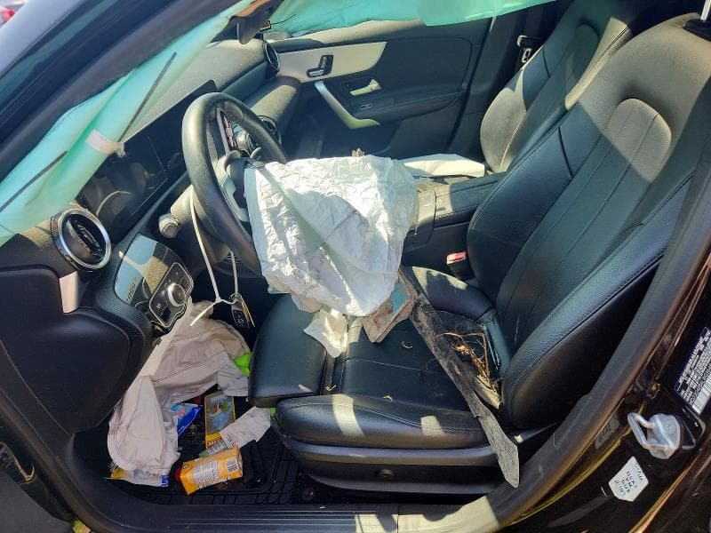 2020 MERCEDES-BENZ A 220 220 7